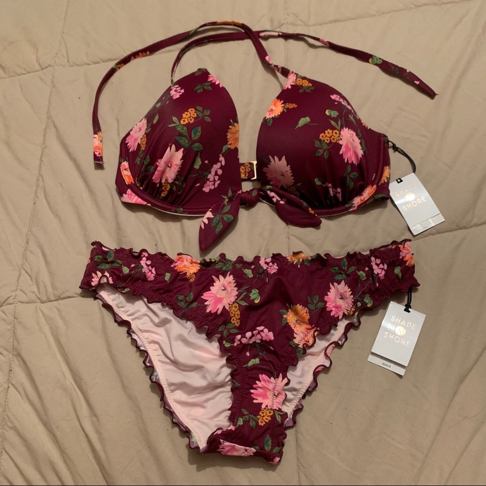 NWT Shade & Shore 34DD bikini top and M bottoms
